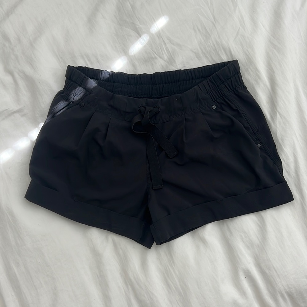 LULULEMON casual shorts